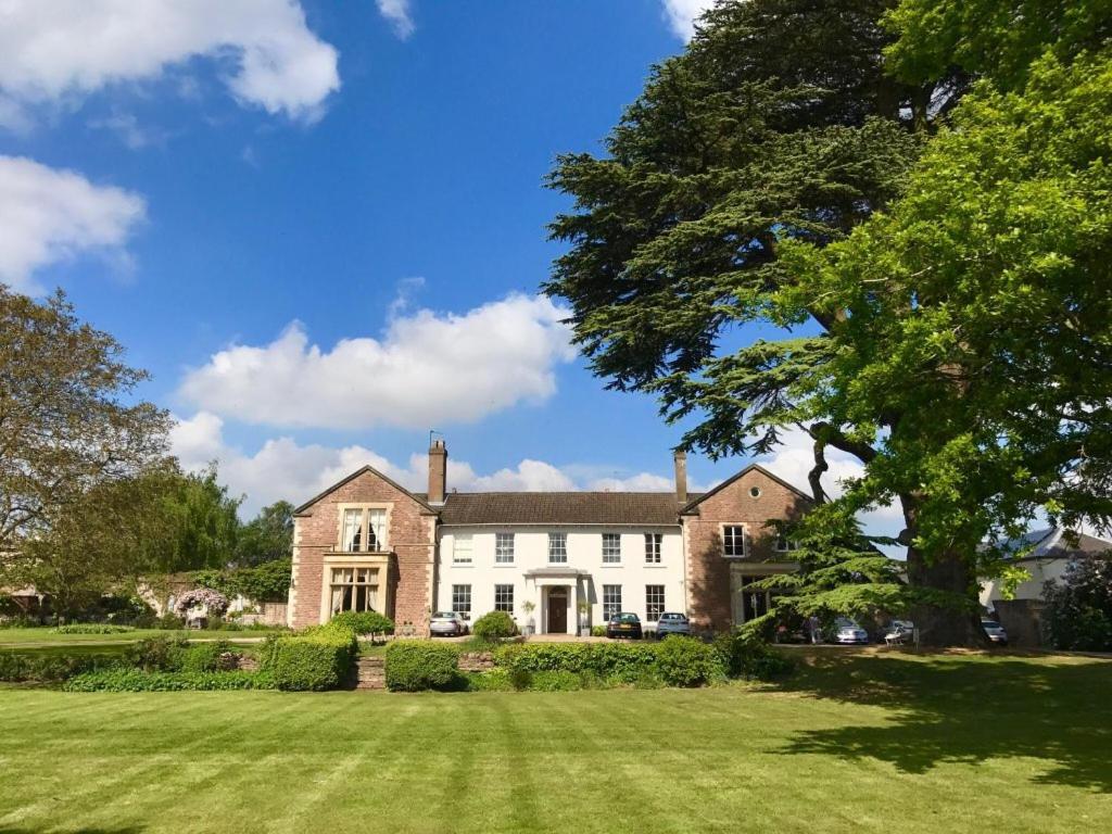 Glewstone Court Country House Hotel Ross-on-Wye Экстерьер фото